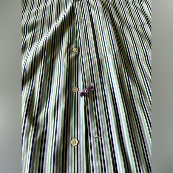 Facconable classique Men’s Button Down Striped Shirt - Large - Picture 4 of 11